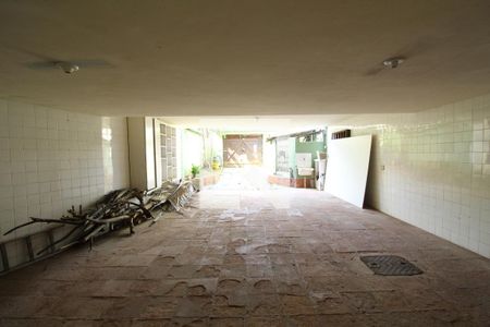 Casa à venda com 410m², 4 quartos e 5 vagasGaragem