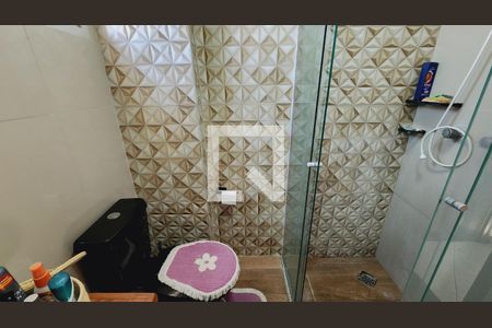 Apartamento à venda com 72m², 2 quartos e 2 vagasBanheiro 