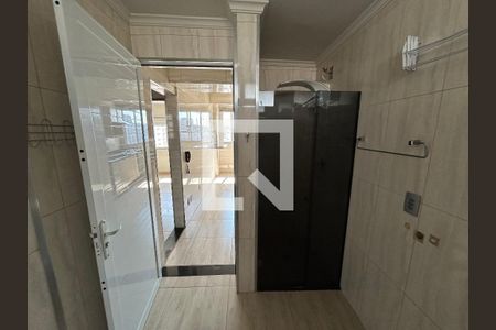 Banheiro de apartamento para alugar com 1 quarto, 50m² em Barra Funda, São Paulo