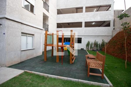 Apartamento para alugar com 34m², 2 quartos e sem vaga Apartamento para alugar com 34m², 2 quartos e sem vagaÁrea comum - Piscina