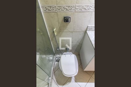 Apartamento à venda com 186m², 3 quartos e 3 vagasSuíte - Banheiro