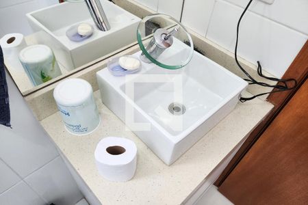 Casa à venda com 220m², 3 quartos e 5 vagasBanheiro da Suíte 2