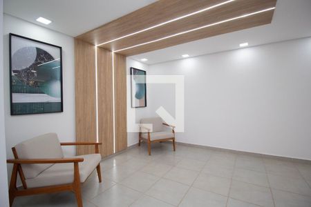 Apartamento para alugar com 34m², 2 quartos e sem vaga Apartamento para alugar com 34m², 2 quartos e sem vagaHall social