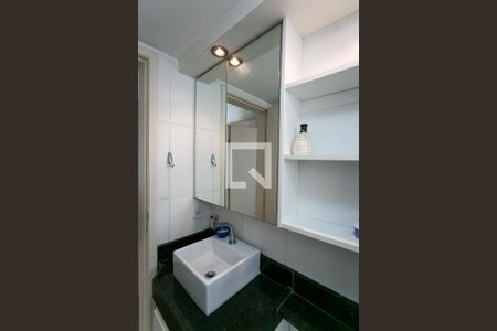 Apartamento para alugar com 45m², 2 quartos e 1 vaga Apartamento para alugar com 45m², 2 quartos e 1 vagaBanheiro