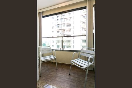 sacada da sala de apartamento para alugar com 2 quartos, 45m² em Jardim Ampliacao, São Paulo
