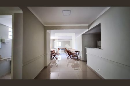 Apartamento para alugar com 45m², 2 quartos e 1 vaga Apartamento para alugar com 45m², 2 quartos e 1 vagaÁrea comum - Salão de festas