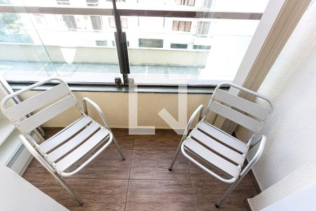 sacada da sala de apartamento para alugar com 2 quartos, 45m² em Jardim Ampliacao, São Paulo