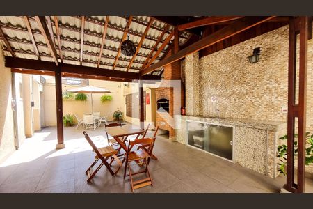 Apartamento para alugar com 45m², 2 quartos e 1 vaga Apartamento para alugar com 45m², 2 quartos e 1 vagaÁrea comum - Churrasqueira