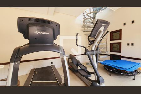 Casa de condomínio à venda com 538m², 5 quartos e 3 vagas Casa de condomínio à venda com 538m², 5 quartos e 3 vagasÁrea externa