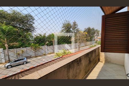 Casa de condomínio à venda com 538m², 5 quartos e 3 vagas Casa de condomínio à venda com 538m², 5 quartos e 3 vagasVaranda Suíte 4