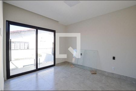 Casa à venda com 3 quartos, 223m² em Itaipu, Niterói