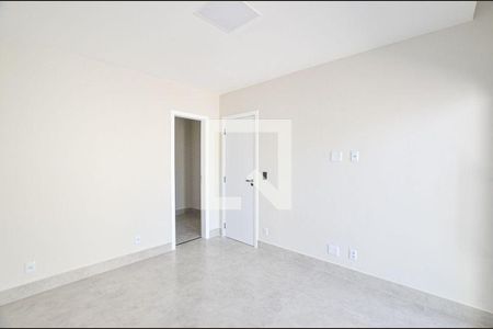 Casa à venda com 3 quartos, 187m² em Itaipu, Niterói