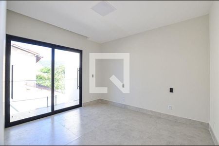 Casa à venda com 3 quartos, 187m² em Itaipu, Niterói