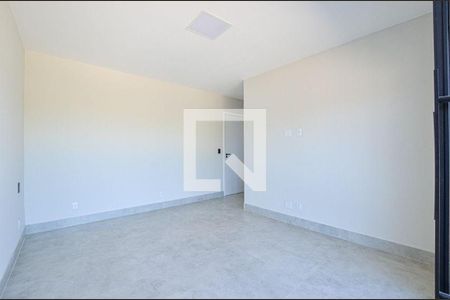 Casa à venda com 3 quartos, 187m² em Itaipu, Niterói