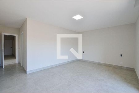 Casa à venda com 3 quartos, 187m² em Itaipu, Niterói