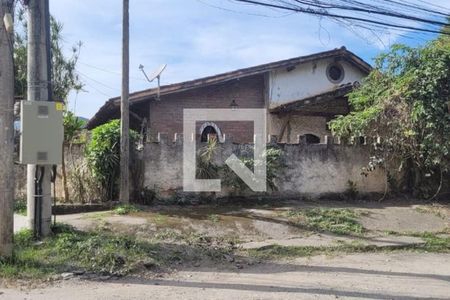 Casa à venda com 223m², 6 quartos e 3 vagas