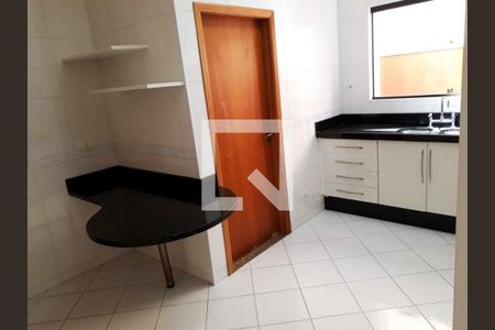 Casa de Condomínio à venda com 3 quartos, 200m² em Bosque da Saúde, São Paulo