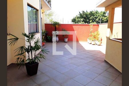 Casa de Condomínio à venda com 3 quartos, 200m² em Bosque da Saúde, São Paulo