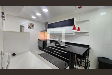 Casa para alugar com 212m², 3 quartos e 2 vagasCozinha