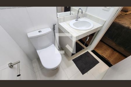 Casa para alugar com 212m², 3 quartos e 2 vagas Casa para alugar com 212m², 3 quartos e 2 vagasBanheiro da Suíte 1