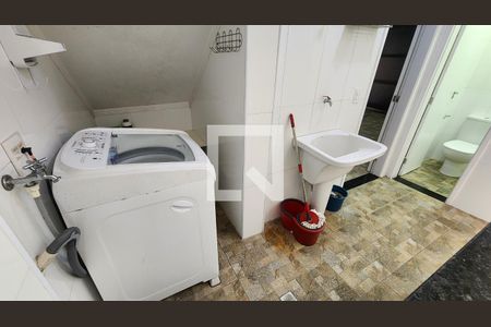 Casa para alugar com 212m², 3 quartos e 2 vagas Casa para alugar com 212m², 3 quartos e 2 vagasÁrea de Serviço