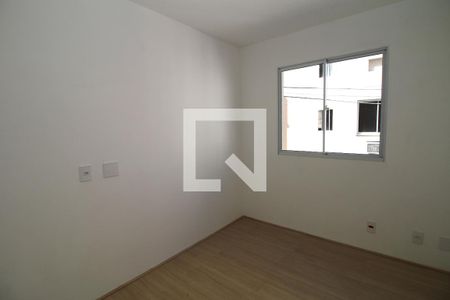Quarto 1 de apartamento para alugar com 2 quartos, 40m² em Bonsucesso, Rio de Janeiro