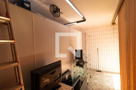 Casa à venda com 275m², 3 quartos e 3 vagasEscritório 01