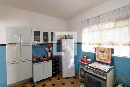 Casa à venda com 275m², 3 quartos e 3 vagasCozinha da Casa 02