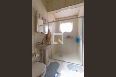 Casa à venda com 275m², 3 quartos e 3 vagasBanheiro da Casa 02