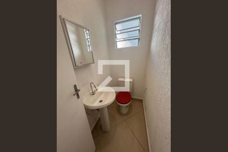 Banheiro 1 de casa para alugar com 4 quartos, 250m² em Vila Romana, São Paulo