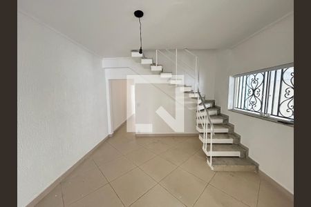 Sala de casa para alugar com 4 quartos, 250m² em Vila Romana, São Paulo