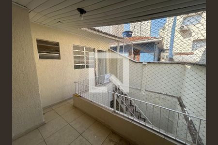 Casa para alugar com 250m², 4 quartos e 5 vagasQuintal