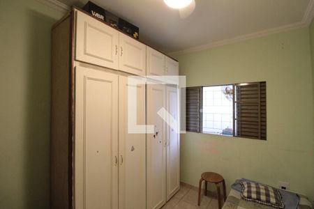 Casa à venda com 200m², 6 quartos e 2 vagasQuarto 2