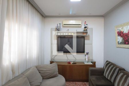 Sala de casa à venda com 6 quartos, 200m² em Xodó Marize, Belo Horizonte