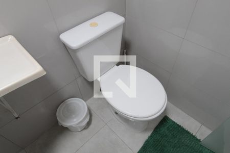 Casa à venda com 200m², 6 quartos e 2 vagasCasa 2 | Banheiro Social