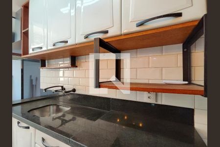 Apartamento à venda com 65m², 2 quartos e 1 vagaCozinha