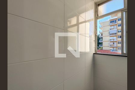 Apartamento à venda com 65m², 2 quartos e 1 vagaÁrea de Serviço