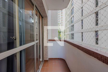 Apartamento à venda com 66m², 2 quartos e 1 vagaVaranda