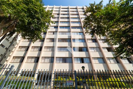 Apartamento à venda com 185m², 3 quartos e 3 vagasFachada