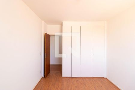 Apartamento à venda com 185m², 3 quartos e 3 vagasQuarto 02