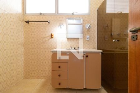 Apartamento à venda com 185m², 3 quartos e 3 vagasBanheiro