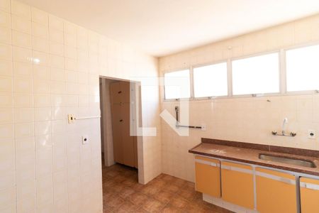 Apartamento à venda com 185m², 3 quartos e 3 vagasCozinha
