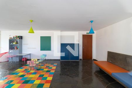 Apartamento à venda com 185m², 3 quartos e 3 vagasÁrea comum - Brinquedoteca