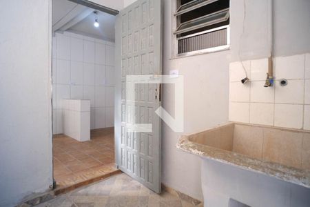 Casa para alugar com 70m², 2 quartos e 1 vagaÁrea de Serviço