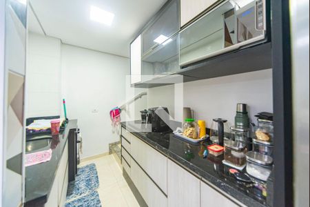 Apartamento à venda com 100m², 2 quartos e 2 vagasCozinha 