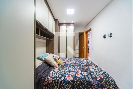 Apartamento à venda com 100m², 2 quartos e 2 vagasQuarto 2