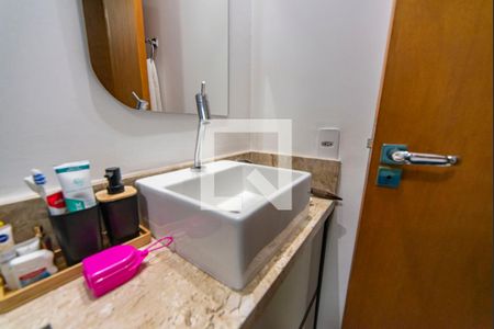 Apartamento à venda com 100m², 2 quartos e 2 vagasBanheiro do Quarto 2