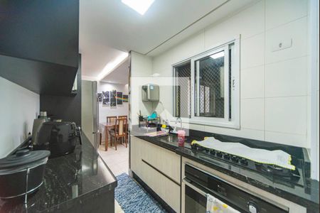 Apartamento à venda com 100m², 2 quartos e 2 vagasCozinha 