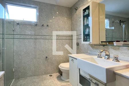 Casa à venda com 312m², 3 quartos e 2 vagasBanheiro - Suíte 2