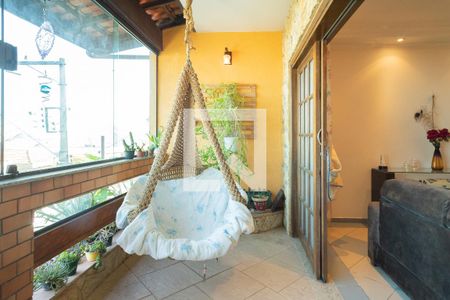 Casa à venda com 312m², 3 quartos e 2 vagasSacada